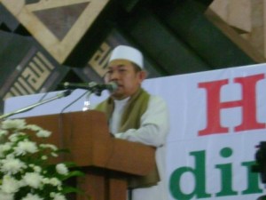 K. H. Fachrurrozi Ishaq