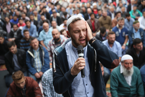 Sejarah Asal Mula Azan Menurut Sunnī dan&nbsp;Syiah