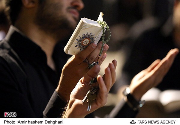 Pelaksanaan Ritual Lailatulkadar di Iran