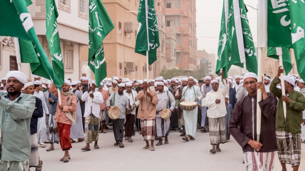 Peringatan maulid di Tarim, Yaman.